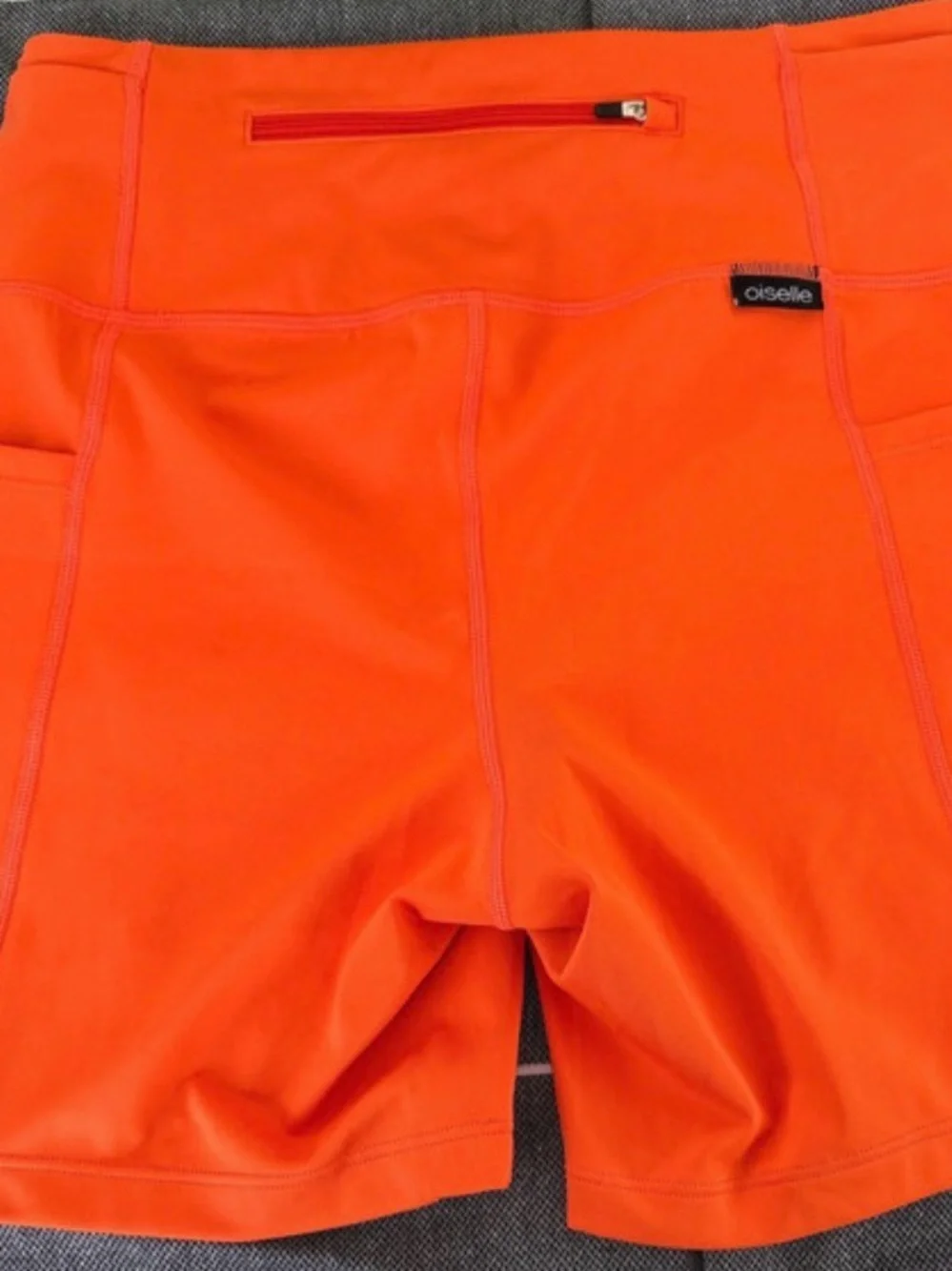 oiselle ample storage